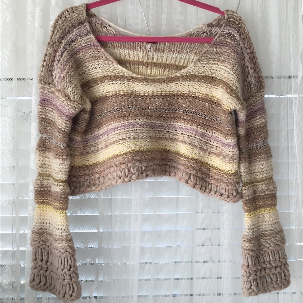 🔴PRICE DROP🔴HOLIDAY WEEKEND🔴FreePeople knit top